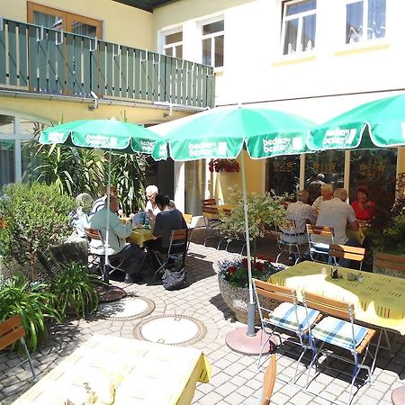 Gasthof Und Landhotel Zur Ausspanne Klipphausen Exterior foto