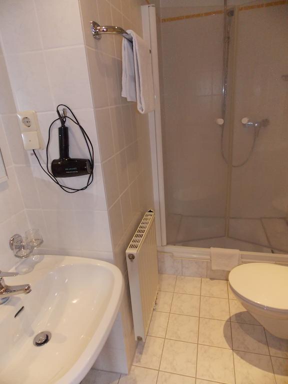 Gasthof Und Landhotel Zur Ausspanne Klipphausen Habitación foto